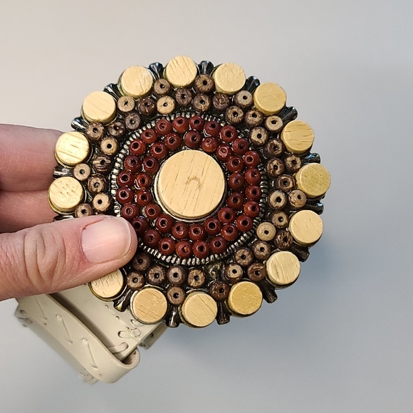 Accessories - Beaded medallion belt size large